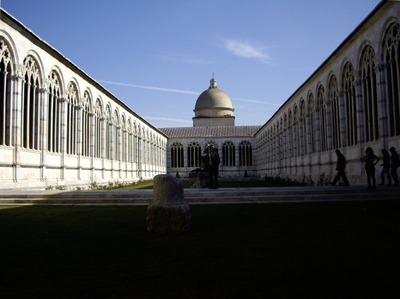 pise le cloitre06.jpg